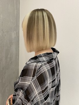 ヨーク(YOKE) 【YOKE】ハイトーンボブ/ボブ/顎下ボブ/きりっぱなしボブ