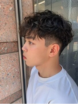 キングオブヘア バイ ノイズ 梅田茶屋町店(KING of hair by NOISM) マッシュシュートヘア髪型センターパートマッシュウルフ髪型