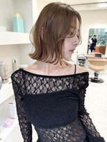 ジルブラン(JIL BLAN) グレージュハイライトベージュカラーインナーカラーボブショート