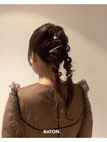 バトン(BATON)&nbsp;お呼ばれツインポニー