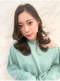 ● THOiRY女性らしい柔らかヘア似合わせ小顔ゆる巻きロング