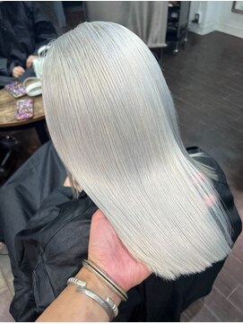 テテ(TETE) 【TETE】エデン　ホワイトヘア　心斎橋×長堀橋