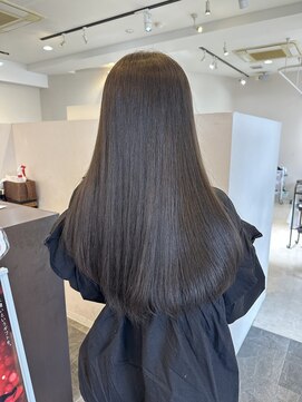 ロンドルピナス 小倉(Lond Lupinus) ブルーブラック/ワイドバング/美髪のススメ/外ハネボブ/北九州