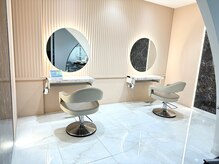 アース 秋田新国道店(EARTH)の雰囲気（ペアブースでご家族やお友達と一緒に施術できるサロン）