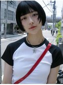 ミニボブ・顔まわりレイヤー・黒髪・似合わせカット