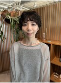 ショートカーリーヘア