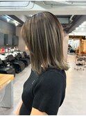 切りっぱなしボブハイライト