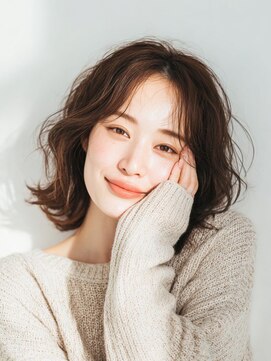 ファムバイアヴァンス(Femme by AVANCE.) オリーブグレー透明感ブラウンのふんわりボブ