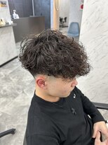 オム ブランシェ(HOMME BLANCHE’) 【AOI】細かめスペインカール