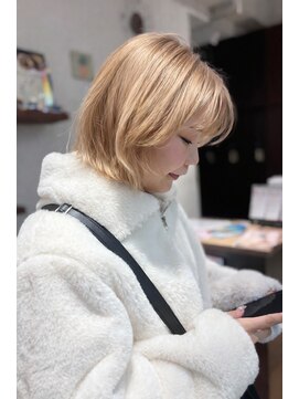 ローグ(Logue) レイヤーボブ×ブロンド