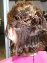 ピリナ(Pilina)&nbsp;ショートハーフアップ