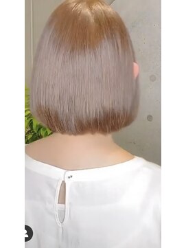 アフィーロ(ACHFILO) 丸みのある前下がりボブ　透明感ココアブラウン　前髪エクステ