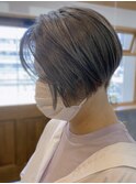 ハイトーン シルバーカラー ショートボブ
