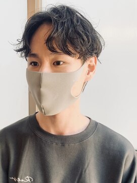 バイフィフス 原宿/表参道(by fifth) ◇センターパート 韓国ヘア ニュアンスパーマ bts テテ