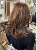 ウルフレイヤー(マッシュくびれヘアメルティカラー