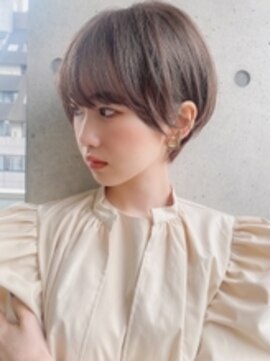 アドレバイハピネス(ADORE by happiness) ミストバング グレーベージュ エギョモリ ショートマッシュ