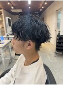 ハイウエイト×波巻きパーマ 前下がりマッシュ