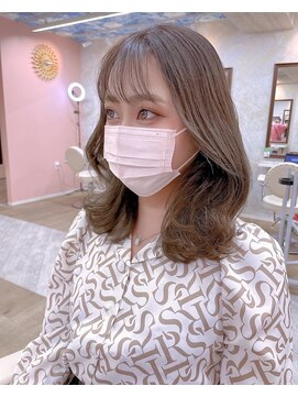 フィガロ ウメダ(FIGARO UMEDA) FIGARO　umeda】韓国/エギョモリ/レイヤーカット/ミディアム