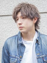 アイヴィー(IVY)&nbsp;☆センターパートツイストスパイラルコンマヘア