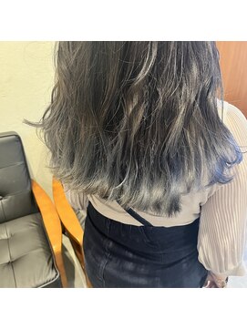 アルマヘアー(Alma hair by murasaki) ◎毛先にブルーグレージュカラー◎