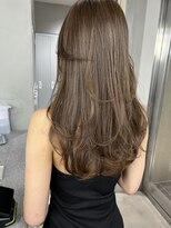 サイン 表参道(SIGN)&nbsp;レイヤーカットグレージュカラーデザインカラーシルキーベージュ