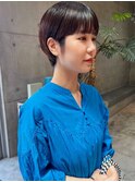 暖色×ショートヘア