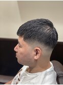 スキンフェード/クロップスタイル/バーバースタイル
