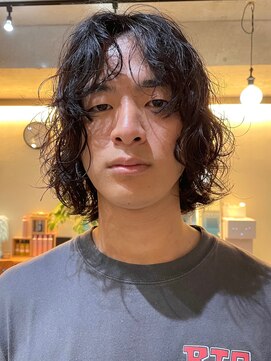 ナループロアオハナ(Nalu pu loa ohana) やわらかいくせ毛風パーマボブレイヤー