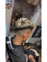 バーバー スタジオ ラフテル(Barber Studio RAFTEL)&nbsp;前出しメッシュクロップ
