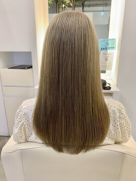 パシフィックダズールバトン(Pacific Dazzle baton) ミントベージュ