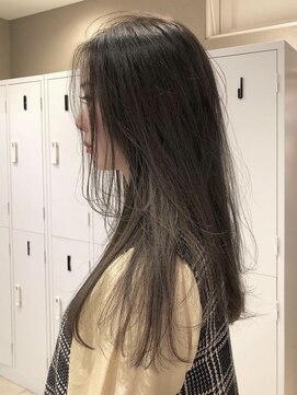 エイチ(811) ショートヘアグレージュミルクティーベージュシースルーミニボブ