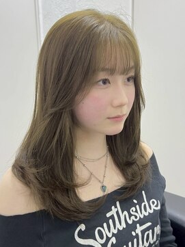 アルメリア 池袋(Arumeria) カーキベージュくびれレイヤー10代20代30代40代