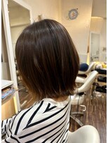 ティティーサッポロ(tity sapporo) ぱつんボブ×グラデーションカラー