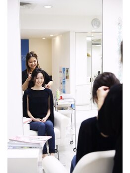 女性目線の丁寧なカウンセリングが自慢◎TV局でも活躍の実力派Stylistがあなたの理想を叶えます！