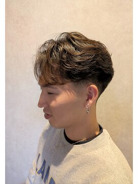 ワンワンオー バーバーショップ コンチネンタル(@110 BARBER SHOP continental) フェザーショート