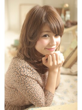 クラン(clan) 外国人風似合わせカットブルージュカラー