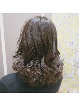 ウノプリール 京橋店(uno pulir) アッシュチャコール