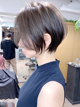 バンプ ギンザ(BUMP GINZA) 30、40代にオススメ☆絶壁解消×大人ショート【安野】
