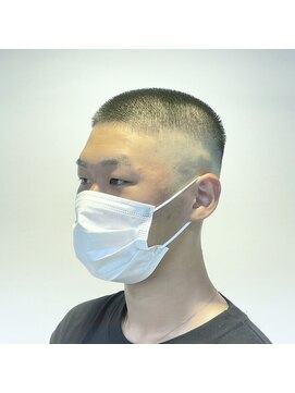 デュード(Dude) スキンフェードカット/坊主/ダークアッシュ/アッシュグレイ