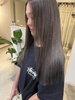 ココルアナ(coco luana)&nbsp;シルバーグレージュ/ハイトーン/ダブルカラー/髪質改善/学割