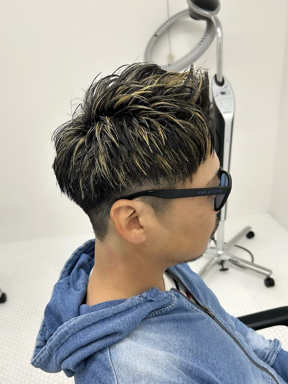 金髪メッシュ入り☆イナセ男かつら☆値下げ 金髪メッシュ入り☆イナセ男かつら☆値下げ 金髪メッシュ入り☆イナセ