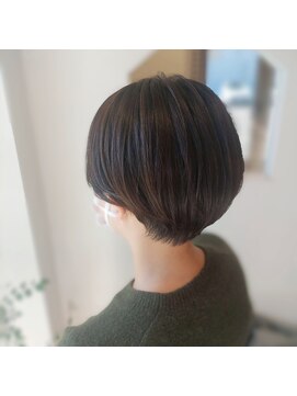 ザベース(the BASE) ショートボブ