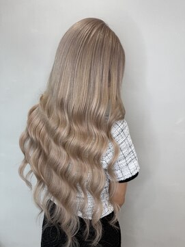 ラピス 渋谷本店(Lapis) ミルクティーベージュ、ミルクティー、ベージュカラー