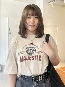 ロジェ(loje) 20代30代40代　オリーブブラウン/レイヤー/ストレートパーマ