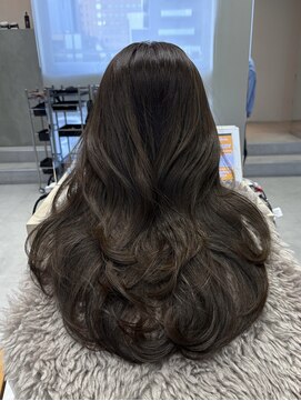 ソヨン 栄店(SOYON) オリーブブラウン／ワンカラー