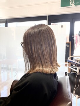 【L by first】明るめベージュ