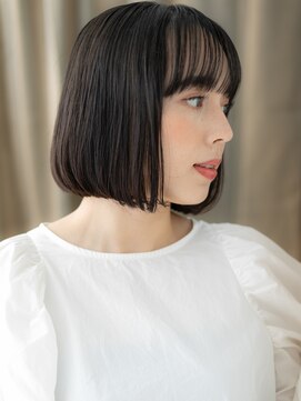 カバーヘア ブリス 戸田公園西口店(COVER HAIR bliss) 小顔リタッチカラー黒髪切りっぱなしボブ317Z戸田公園30代40代