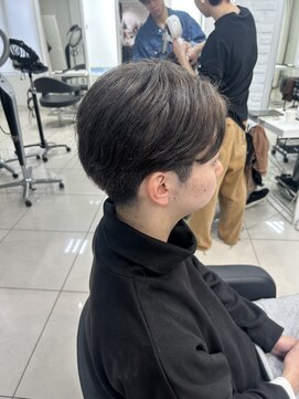 アッシュ 吉祥寺店(Ash) 初カラーでも挑戦しやすいメンズカラー