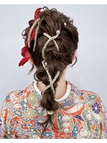 スタスタ 岩本町 秋葉原 編みおろしポニー、袴ヘア