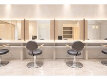 ラフィス ヘアー スワッグ 枚方店(La fith hair swag)の雰囲気（アットホームな空間でゆったり過ごせます♪）